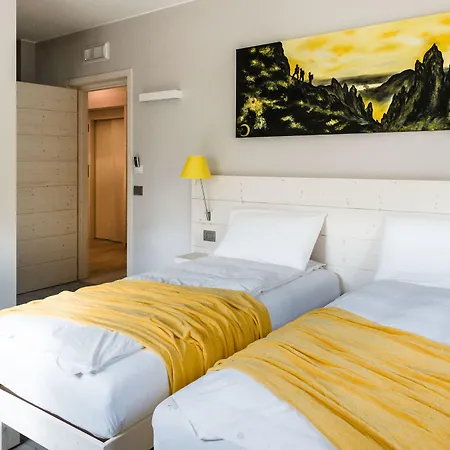 Hotel Bianco Primaluna