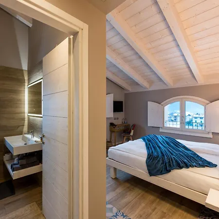 Hotel Bianco Primaluna