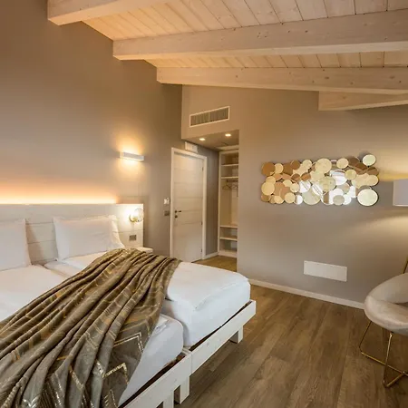 Bianco Hotel Primaluna