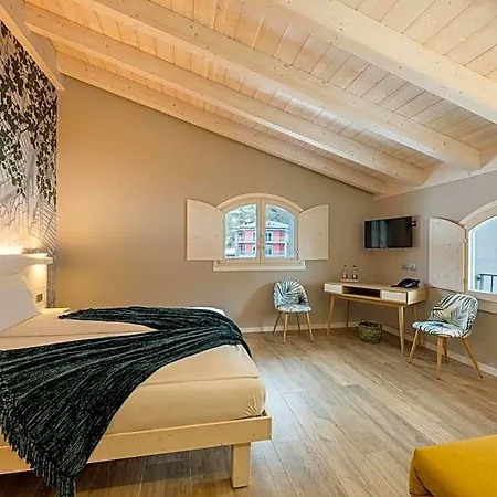 Bianco Hotel 3*