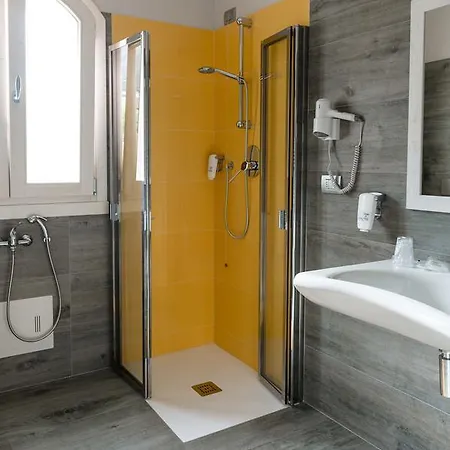 Bianco 3*