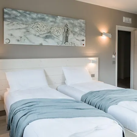 Bianco 3*